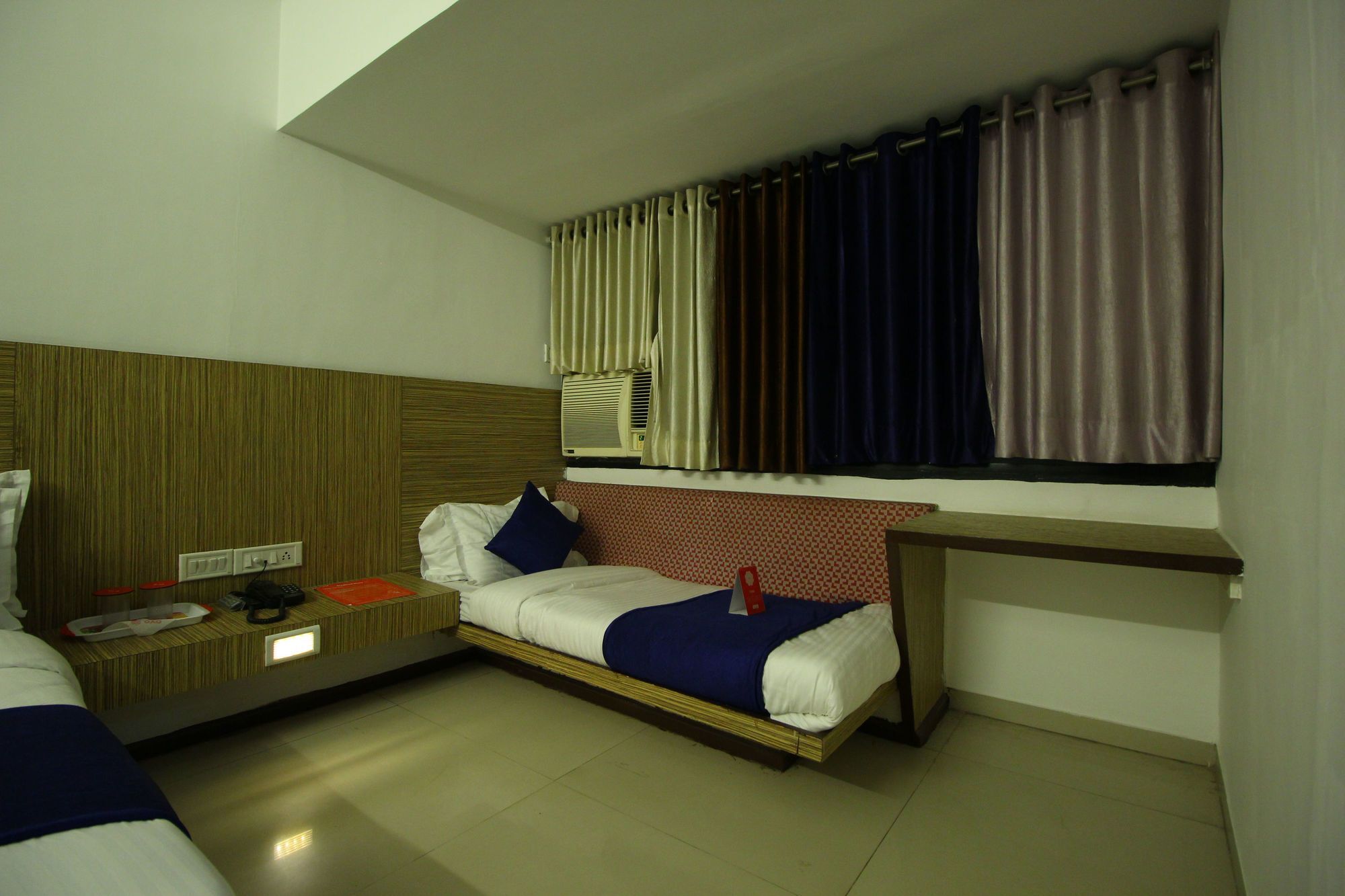 Oyo 8758 Hotel Swagatam Ahmedabad Extérieur photo